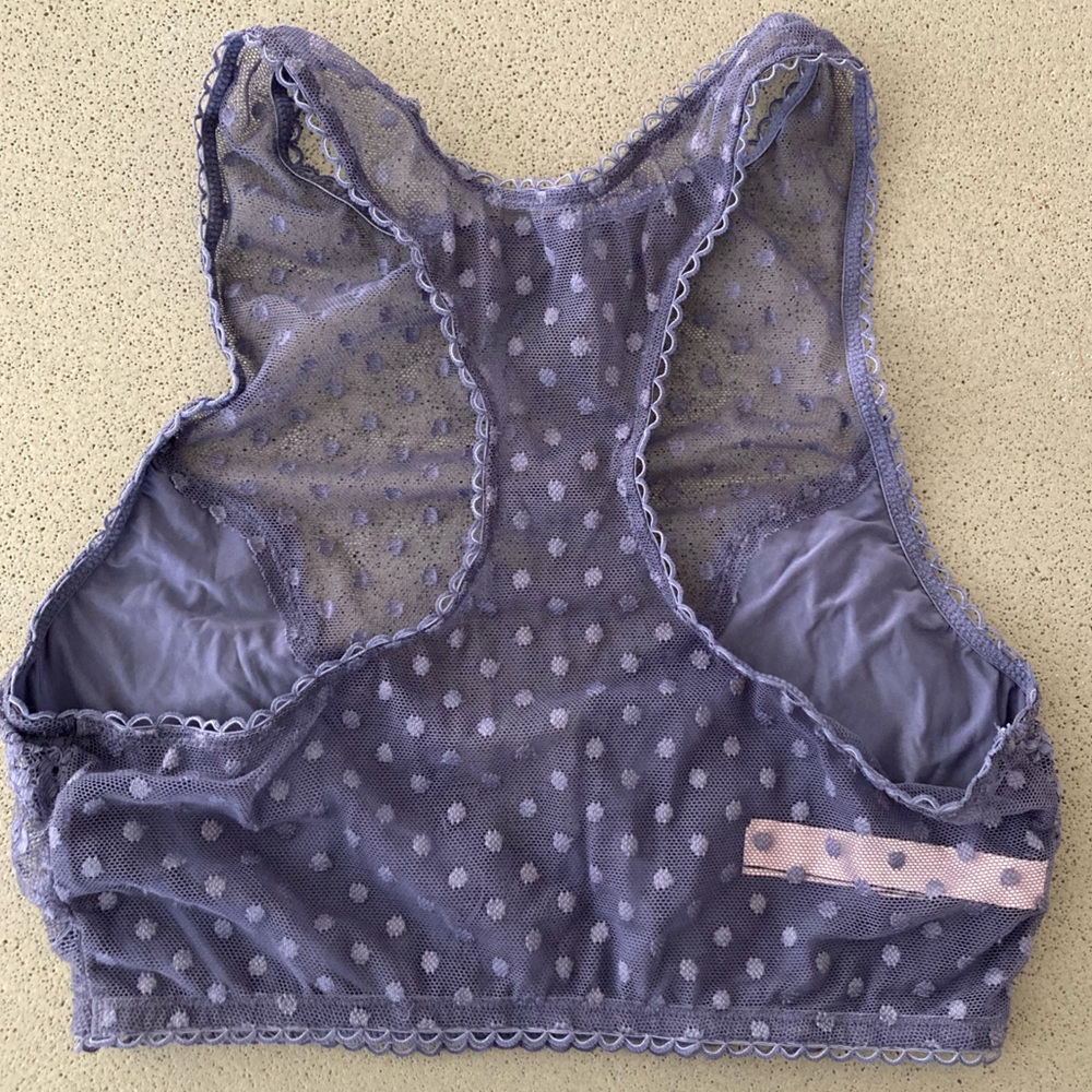 NWT SET OF TWO Victoria’s Secret high neck bralettes - Picture 9 of 9